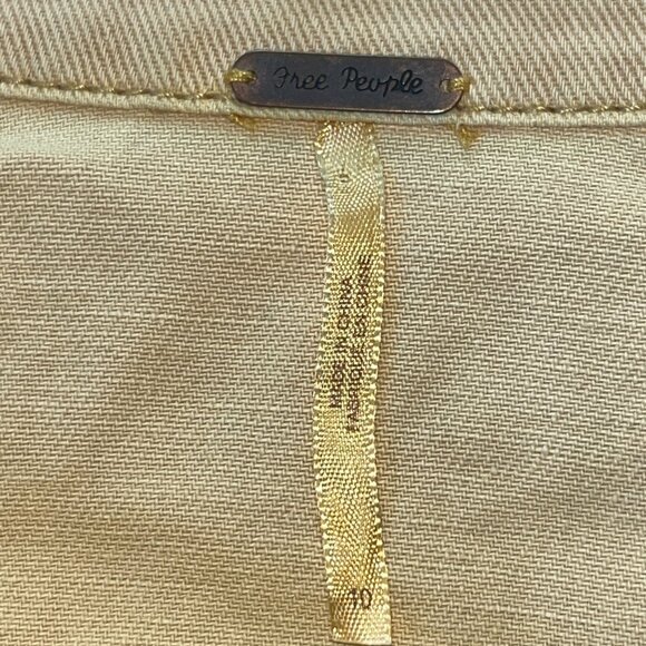 FREE PEOPLE BUTTER YELLOW DISTRESSED JEAN STYLE TRUCKER JACKET - SIZE 10 - Picture 8 of 12